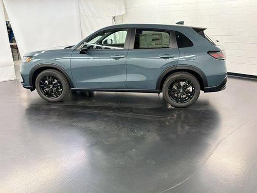 Pearl 2026 Honda HR-V Sport