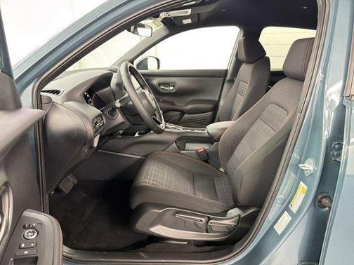 Pearl 2026 Honda HR-V Sport