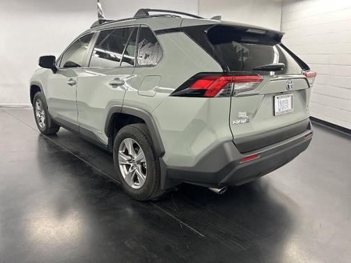 2023 Toyota RAV4 Hybrid XLE