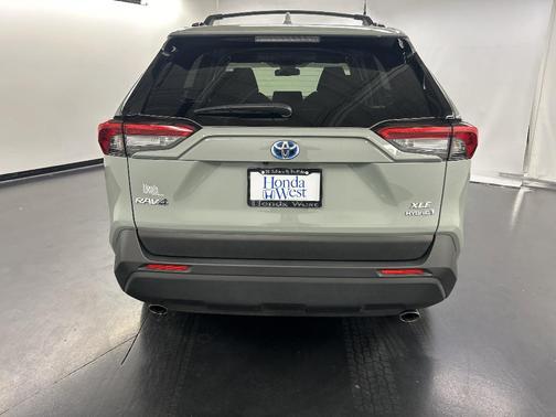 2023 Toyota RAV4 Hybrid XLE