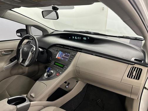 2012 Toyota Prius Base