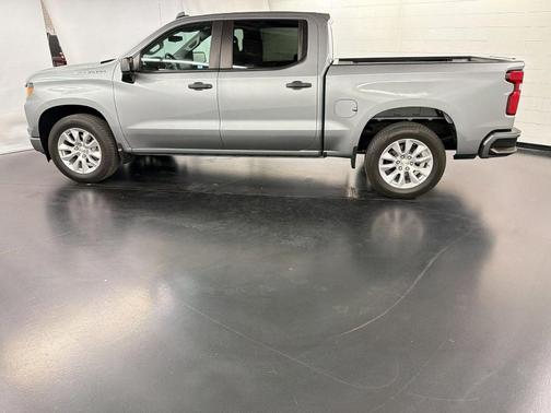 Sterling Gray Metallic 2024 Chevrolet Silverado 1500 Custom