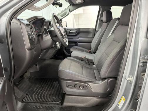 Sterling Gray Metallic 2024 Chevrolet Silverado 1500 Custom