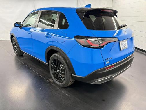 Boost Blue Pearl 2026 Honda HR-V Sport