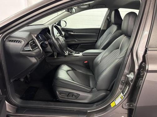 Predawn Gray Mica 2024 Toyota Camry SE