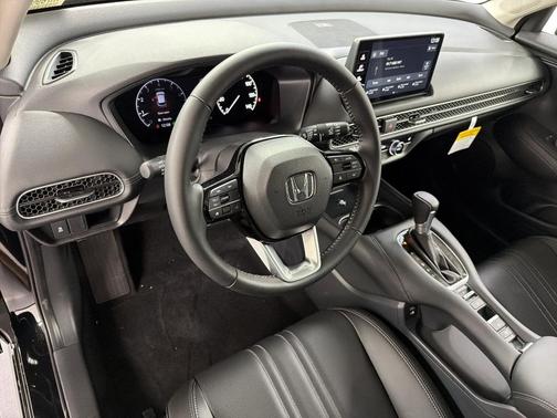 Crystal Black Pearl 2026 Honda HR-V EX-L