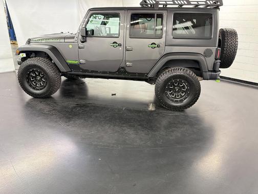 Granite Crystal Clearcoat Metallic 2016 Jeep Wrangler Unlimited Rubicon