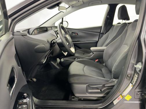 2018 Toyota Prius Two