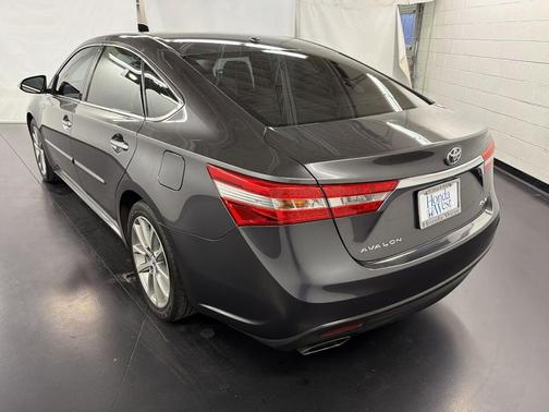 Gray 2015 Toyota Avalon XLE