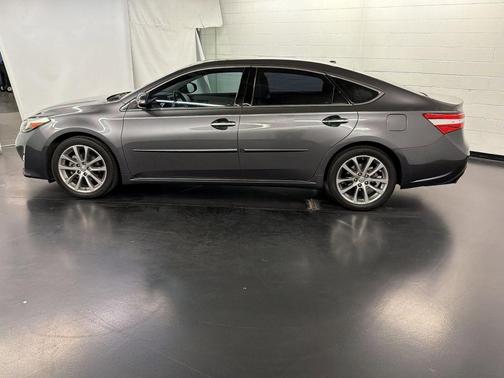 Gray 2015 Toyota Avalon XLE
