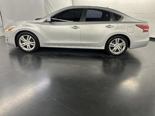 2013 Nissan Altima 3.5 SV