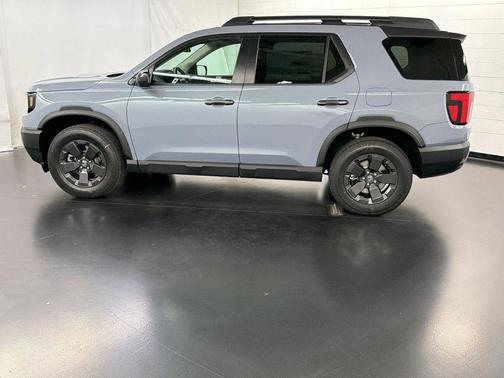 Sonic Gray Pearl 2026 Honda Passport RTL