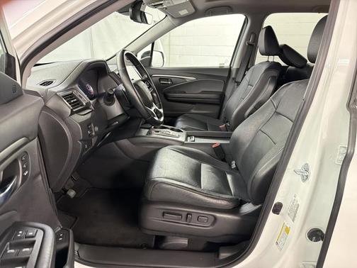 White 2021 Honda Pilot EX-L