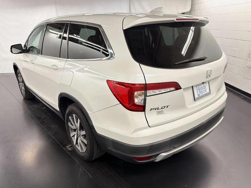 White 2021 Honda Pilot EX-L