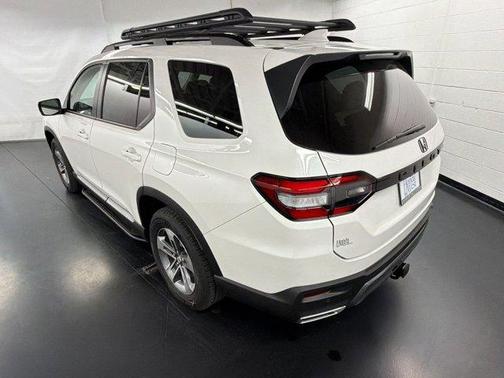 Platinum White Pearl 2026 Honda Pilot EX-L