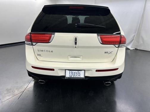 2013 Lincoln MKX Base