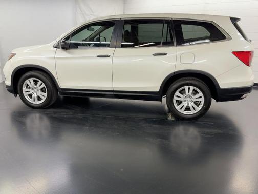 2017 Honda Pilot LX