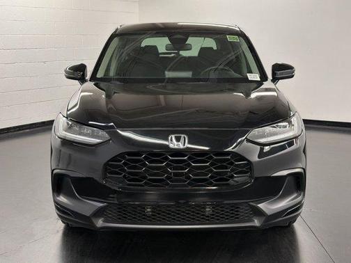 Black 2024 Honda HR-V LX