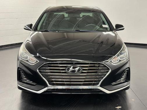 Phantom Black 2018 Hyundai SONATA Limited
