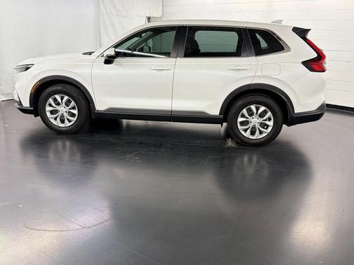 Platinum White Pearl 2024 Honda CR-V LX