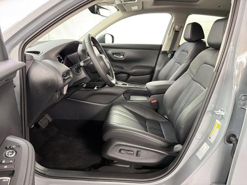 Urban Gray Pearl 2026 Honda HR-V EX-L