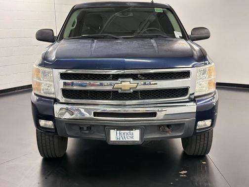 Imperial Blue Metallic 2009 Chevrolet Silverado 1500 LT Extended Cab