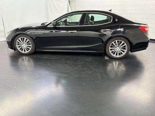 Black 2015 Maserati Ghibli Base