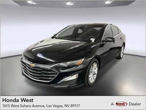 Mosaic Black Metallic 2022 Chevrolet Malibu LT