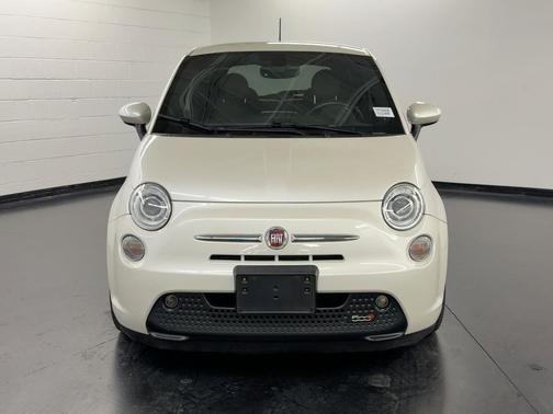 2017 FIAT 500e Battery Electric