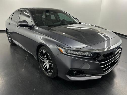 2022 Honda Accord Hybrid Touring