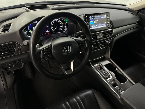 2022 Honda Accord Hybrid Touring