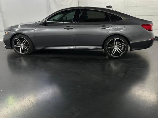 2022 Honda Accord Hybrid Touring