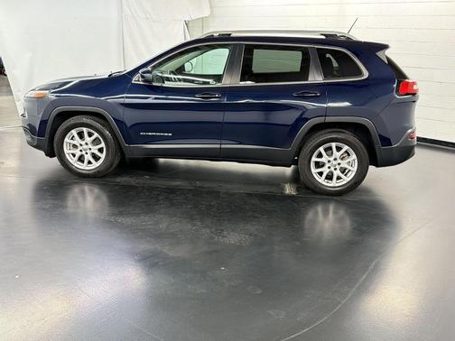 True Blue Pearlcoat 2015 Jeep Cherokee Latitude