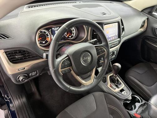True Blue Pearlcoat 2015 Jeep Cherokee Latitude
