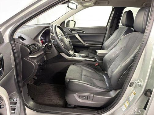 Silver 2022 Mitsubishi Eclipse Cross SE