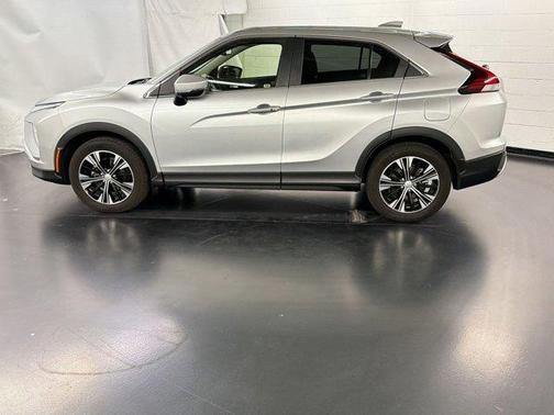 Silver 2022 Mitsubishi Eclipse Cross SE