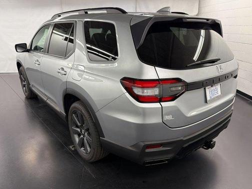 Solar Silver Metallic 2026 Honda Pilot Sport