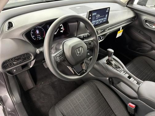 Modern Steel Metallic 2026 Honda HR-V LX