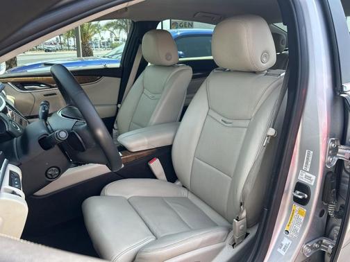 2018 Cadillac XTS Premium Luxury