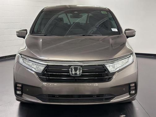 Brown 2023 Honda Odyssey Elite