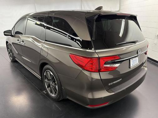Brown 2023 Honda Odyssey Elite