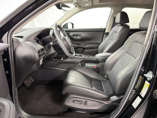 Black 2025 Honda HR-V EX-L