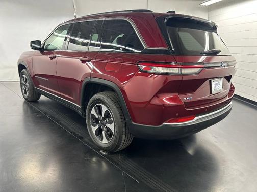 2023 Jeep Grand Cherokee 4xe Base
