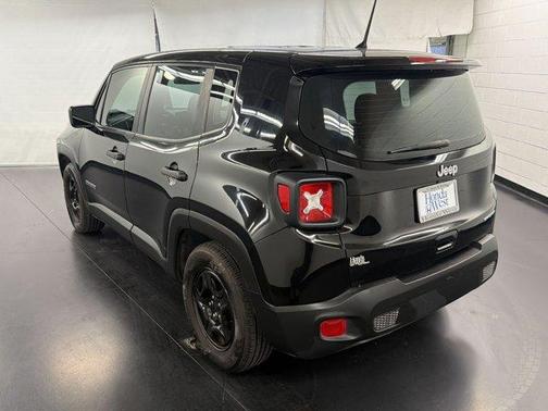 Black Clearcoat 2019 Jeep Renegade Sport