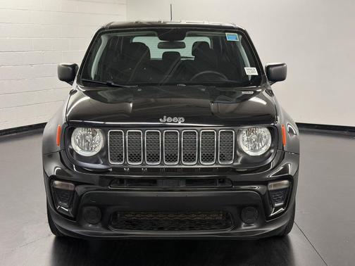 Black Clearcoat 2019 Jeep Renegade Sport