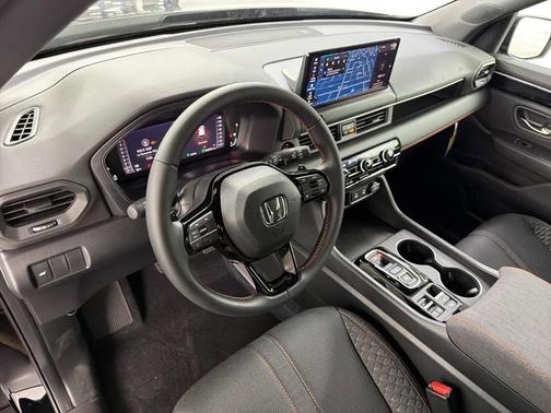 Crystal Black Pearl 2026 Honda Pilot Sport