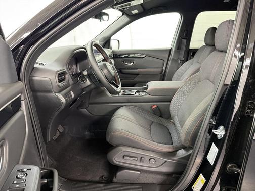 Crystal Black Pearl 2026 Honda Pilot Sport