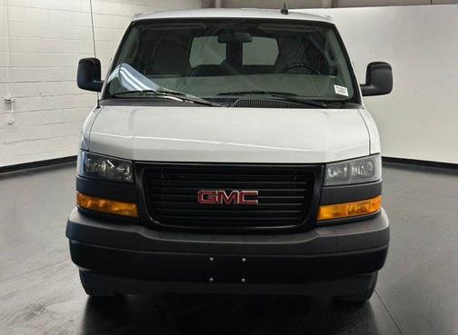 2023 GMC Savana 3500 LS