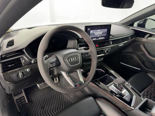 2022 Audi RS 5 2.9T