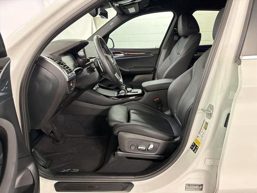 Alpine White 2023 BMW X3 xDrive30i